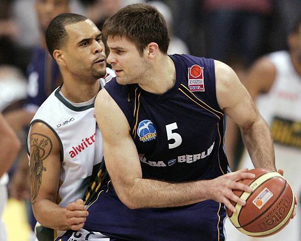 首轮为例 首轮为例