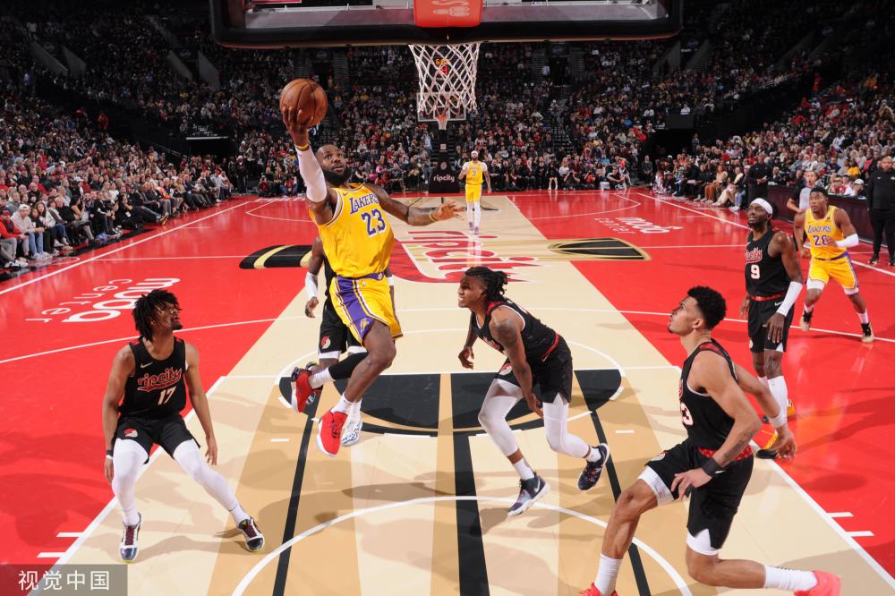 国少同组对手！乌兹别克斯坦4-1大胜泰国，曼联15岁小将泰勒破门.